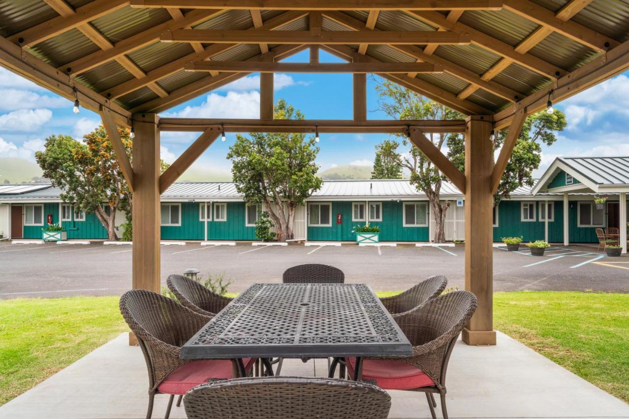 Castle Waimea Country Lodge Екстер'єр фото